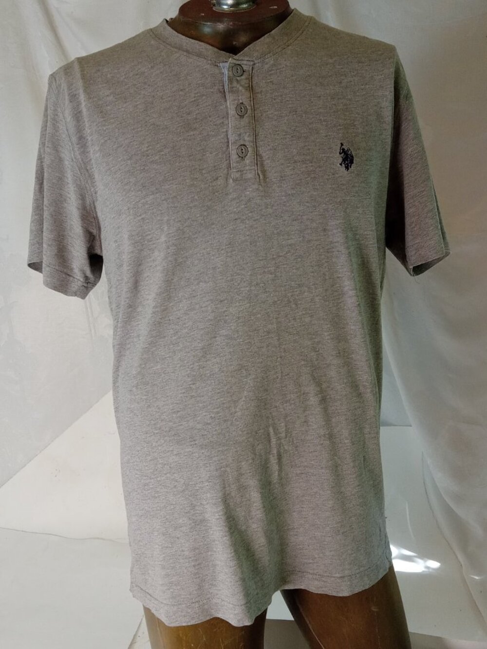 U.S. Polo Assn. Men's Gray Henley Short Sleeve Cotton Blend Button Shirt Med